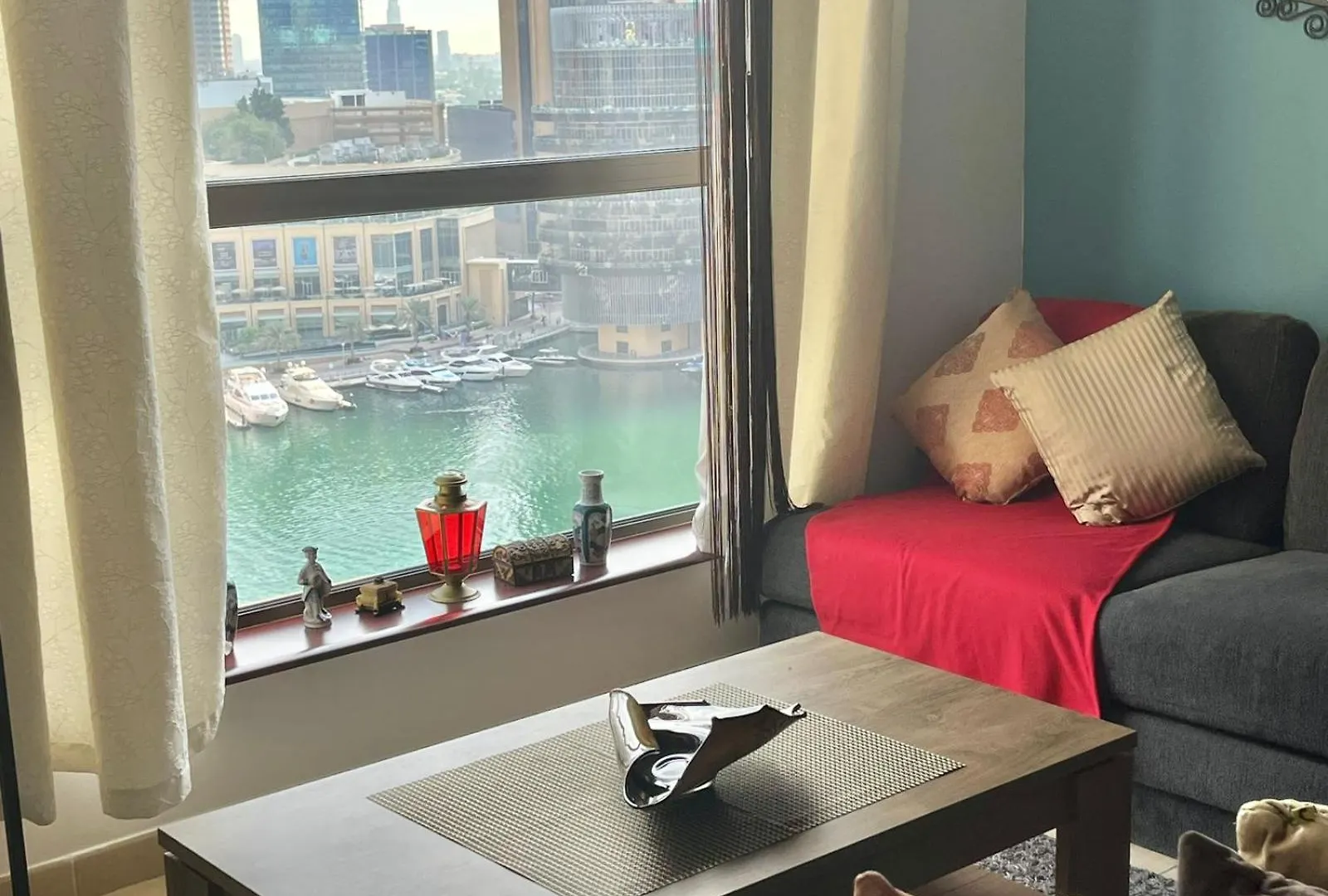 Ferienwohnung Amazing 1Bdr In Jbr- Beach Access And Lake View Dubai Apartment