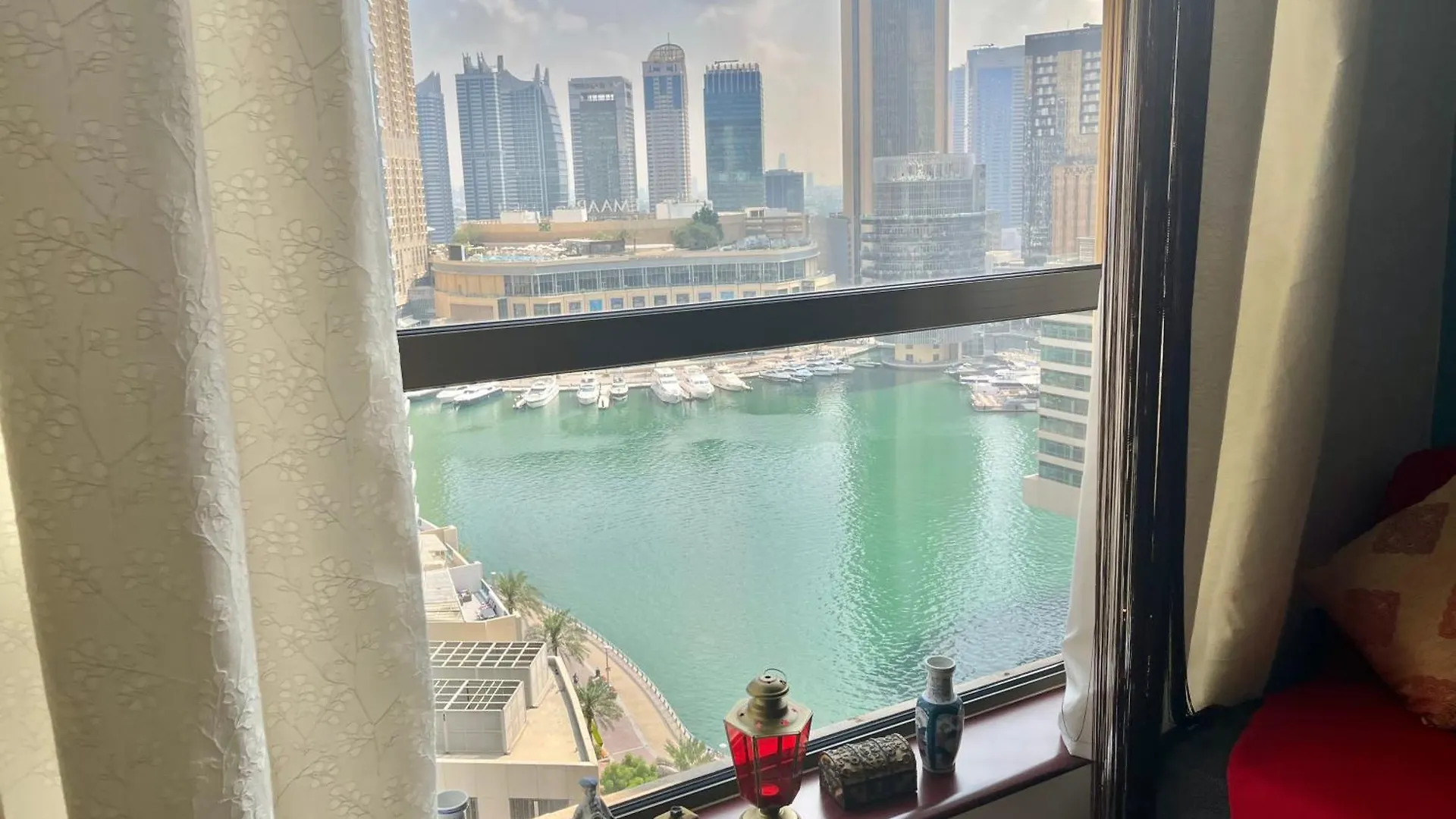 Apartment Ferienwohnung Amazing 1Bdr In Jbr- Beach Access And Lake View Dubai