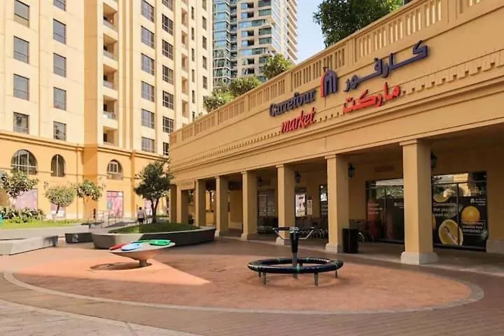Apartment Ferienwohnung Amazing 1Bdr In Jbr- Beach Access And Lake View Dubai